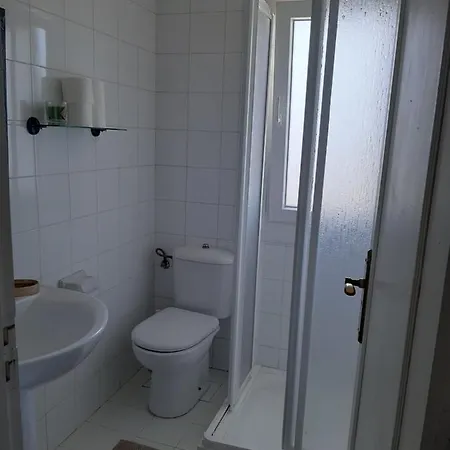 Pepe, Casa Compartida