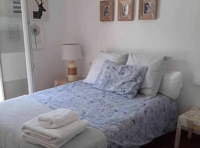 Δωμάτια σε οικογενειακή κατοικία Pepe, Casa Compartida Ποντεβέντρα